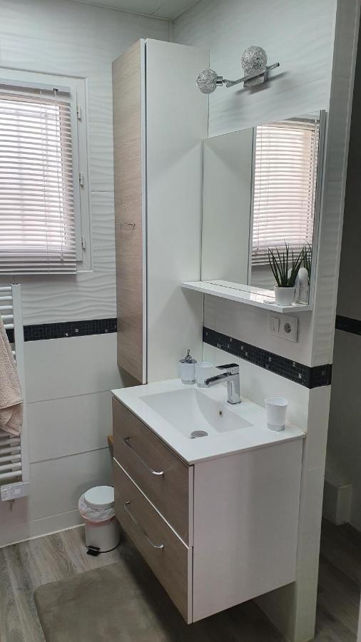 Le Petit Coin De Provence Bed & Breakfast Beaucaire  Dış mekan fotoğraf